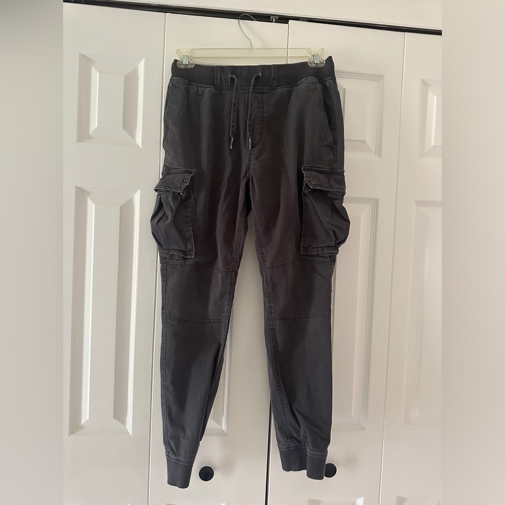 H&M Women’s Cargo Skinny Joggers